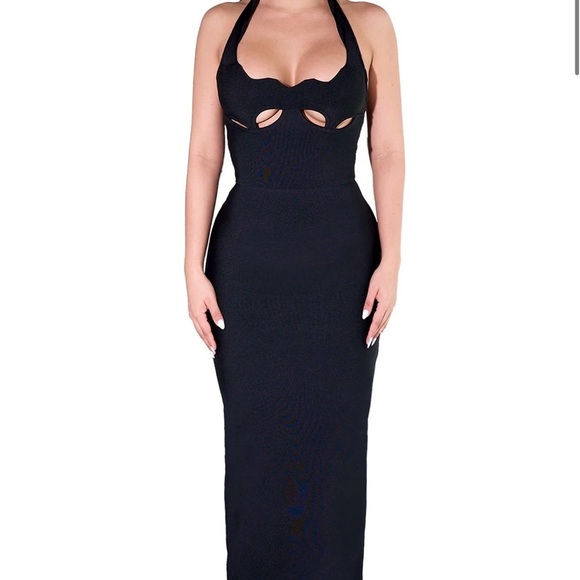 yg collection Dresses & Skirts - YG collection Gianna Halter Black Dress